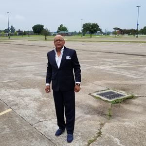 Meet your Posher, Barry